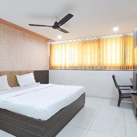 Fabhotel The Heaven Ahmedabad Eksteriør billede